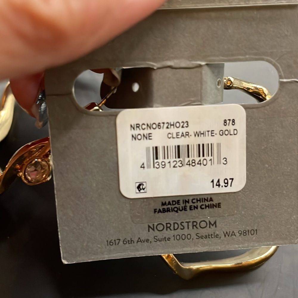NOT FOR SALE!!!!!!Nordstrom Rack Earrings - Picture 4 of 10